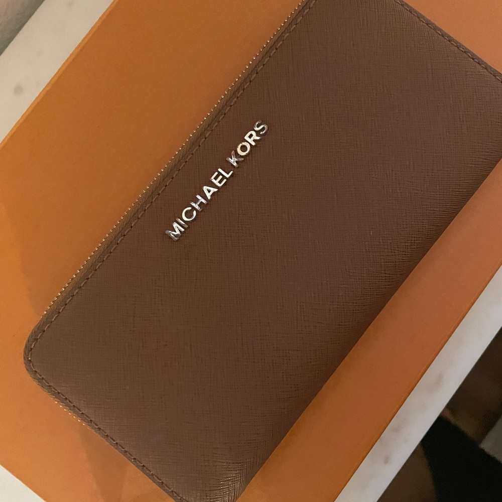 MICHAEL KORS WALLET